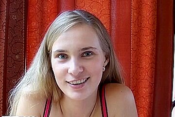 Ester in hot homemade video showing two lovers fuck