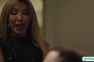 Eva Paradis - Busty Transsexual Trade Bj And