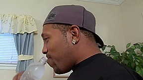 Fat ass ebony gets her cunt eaten before fuck sesion