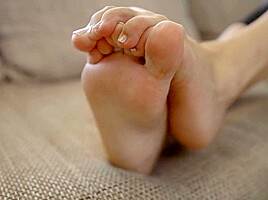 Foot Solo – Jasmine Rougexx