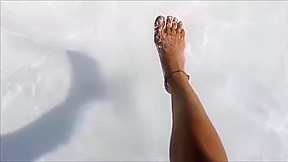 Franzi´s Feet at the Pool