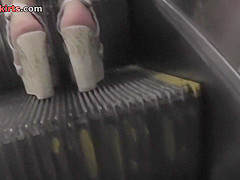 Free upskirt video with a chick in a g-string