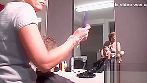 Friseurin Ina wird gefickt