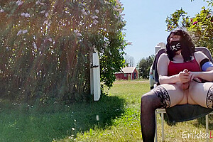 Fucking 2 Huge Toys Outdoors Close To A Public Road Flashing For Strangers While Blindfolded