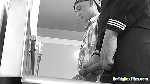 Gang Fun In The Rest Room - Leo Donato, Billy Ramos, Josh Stone, Franco Scott