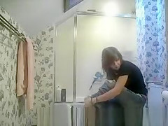 Girlfriend shower