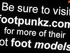 Girlz Of Footpunkzcom 3 4 Paddles Lashes Spanks Dany - Ticklevideos