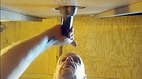 GloryHole BJ Splashes Out