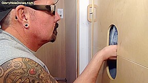 Gloryhole gaydaddy amateur sucks cock and eats load