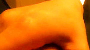 Gloryhole slut cum splat