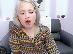 Gorgeous Bruentte teen 18+ With Big Boobs And Toys 03