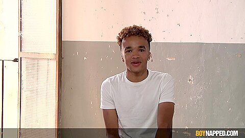 Gorgeous Elio Totally Used - 1 - Elio Amari & Sean Taylor