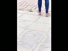 Gostosa esperando onibus do Fragata em Pelotas