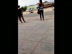 Gostosa esperando onibus do Fragata em Pelotas