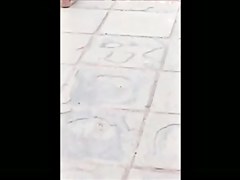 Gostosa esperando onibus do Fragata em Pelotas