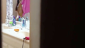 Grrrr I Gave My Slutty Stepsis What She Wanted