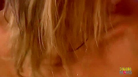 Guy Brings A Blonde Milf Flowers And Ends Up Fucking Her
