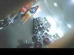 Guy at gym secretly films milf exercising