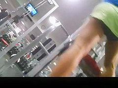 Guy at gym secretly films milf exercising