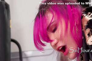 Hair Tranny Used While Stuck In The Gym 6 Min