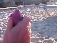 Handjob at the beach