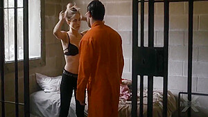 Hardcore Sex Between Jailor Lady In The Jail