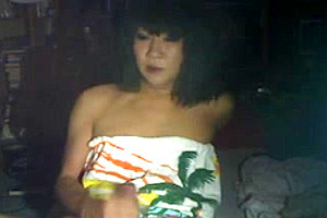 Homemade asian TS wanks and cums