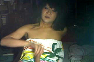 Homemade asian TS wanks and cums
