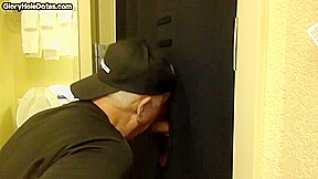 Homemade gaydaddy sucks gloryhole dick 4 cum in mouth