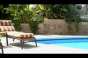 Horny Blonde MILF and her Delivery Man Z!