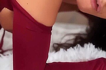 Horny Chick Desiree Dulce Get Her Pussy Drilled