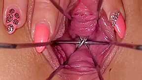 Horny Czech Girl Opens Up Her Narrow Muff To The Strange48kx