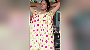 Horny Indian Girl Fingering