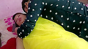 Hot Aunty Vs Young Lover Sex! Desi Sex
