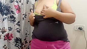 Hot Bhabhi Ne Strip Kiya Apne Boyfriend Ke Liye 1