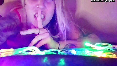 Hot Blonde Gave Her Pussy As Christmas Gift Full Video