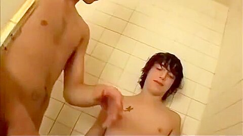 Hot Boys Suck In Shower 275