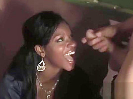 Hot Interracial Session With An Ebony Stunner