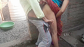 Hot Milf In Huge Ass Indian Bhabhi Strips Saree Choli And Fucks With Devar Ji
