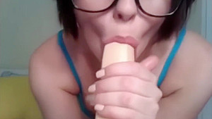 Hot babe with glasses and her first time caming
