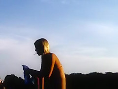 Hot blond puts a new top on