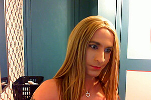 Hott Sissy Femboy Stoken To The Cock Hard On Xmas Alone Kimberlygeorge