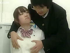 Hottest Japanese chick in Unbelievable JAV video, watch it
