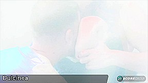 How To Pick Up Big-boobed Hotties - ScoreLand
