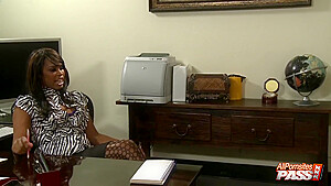 Hr Boss Interviews And Fucks Applicant 4k - Vanessa Monet