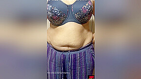 Huge Breasts - Step Sister Showing Her In Bra