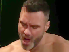 Hung stud eating booty