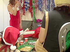 I Verified Whether Women Who Are Having Fun On Christmas Seeking For Immediate Sexual Intercourse!