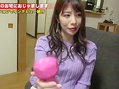 I changed positions in the Japanese-style room and in the kitchen