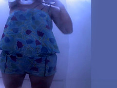 Incredible Changing Room, , Beach Clip Uncut